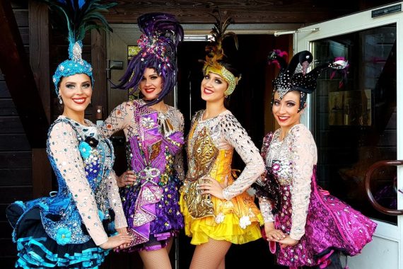 Шоу группа в ресторан