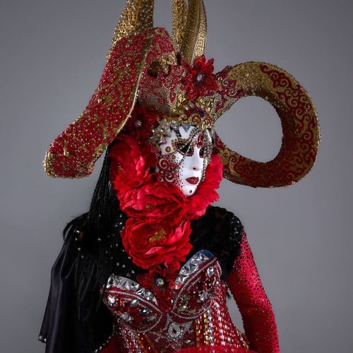 Аренда костюмов для фотосессии Москва