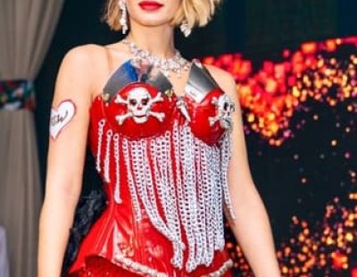 Вокалистка Москва