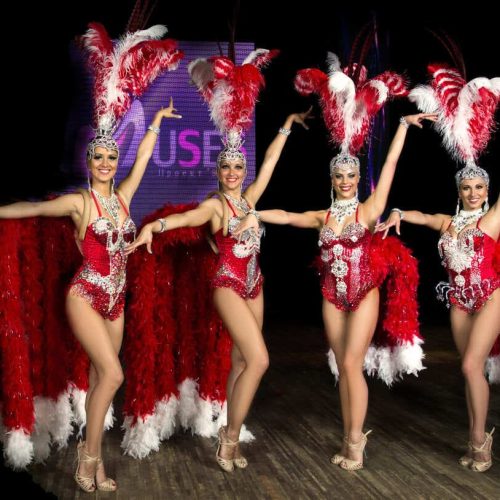 Встреча гостей кабаре в Москве